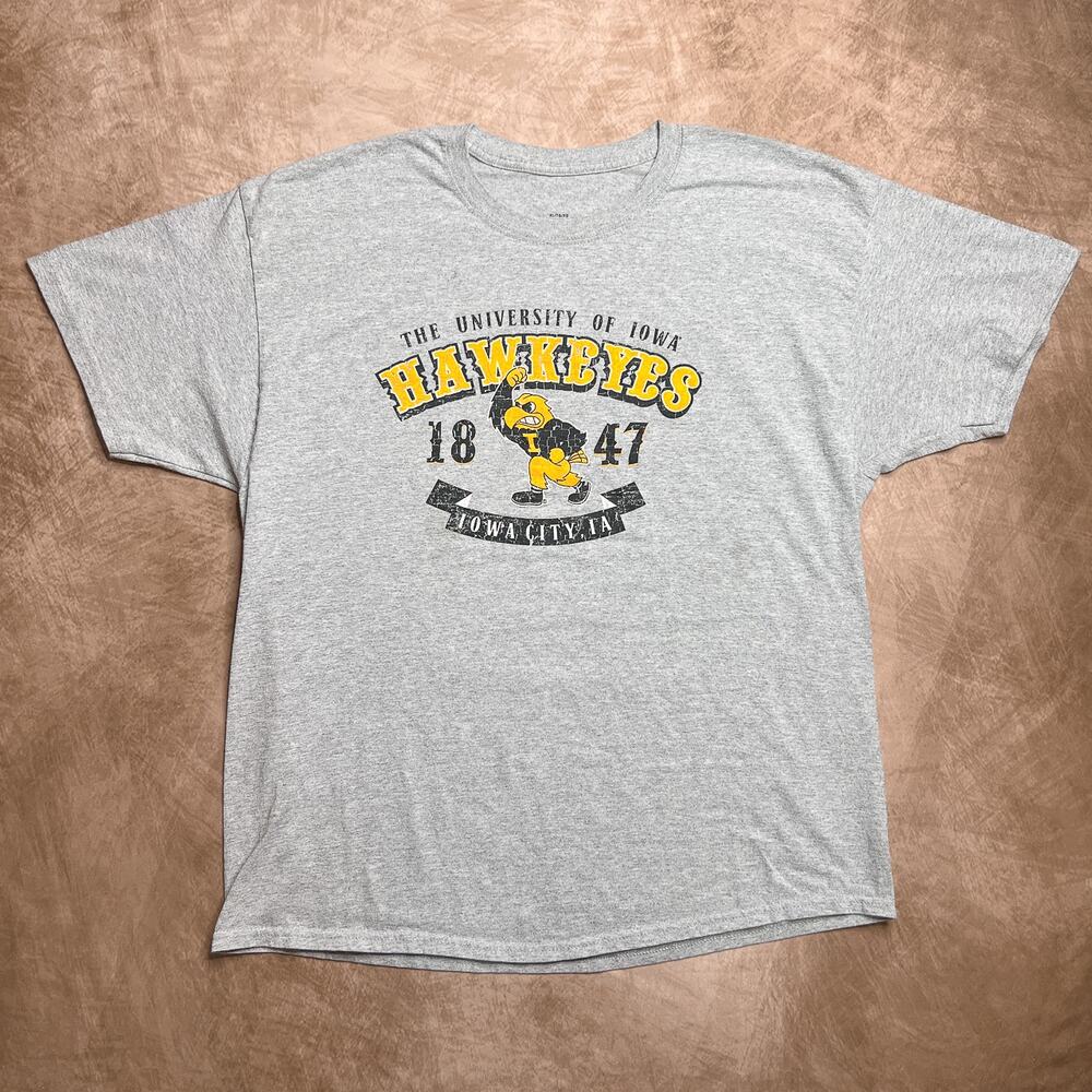 University of Iowa Hawkeyes 1847 Shirt Herky Iowa City Short Sleeve Mens XL Gray